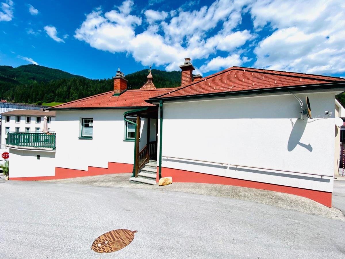 Living Inn Spital am Semmering Exterior foto